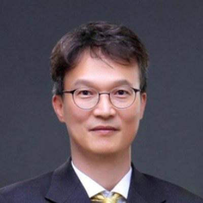 이영욱 구성원변호사